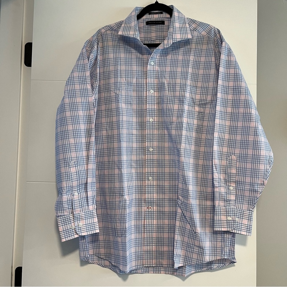 Tommy Hilfiger | Plaid Button Up Shirt